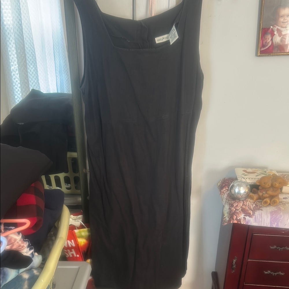 White Stag Black Linen dress